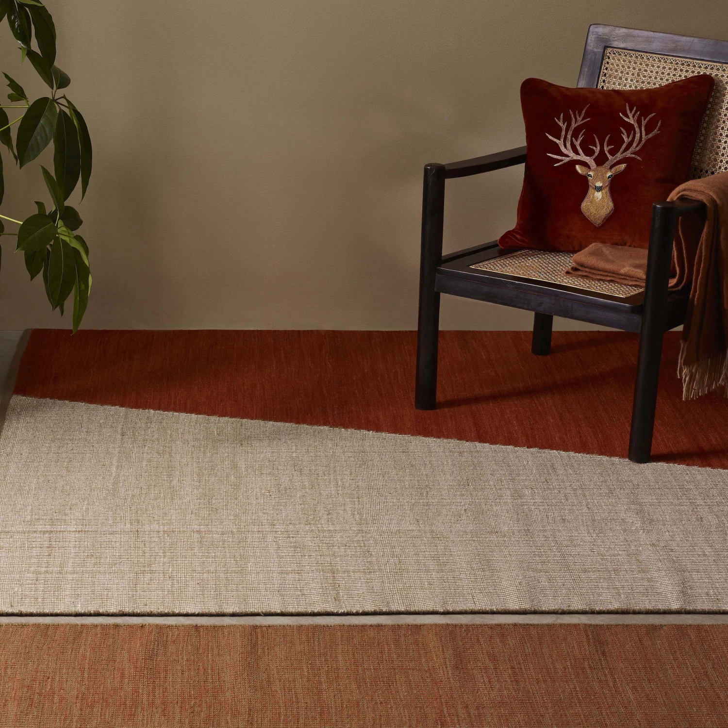 Embroidered Reindeer Kussenhoes 50x50 Cm - Afbeelding 2