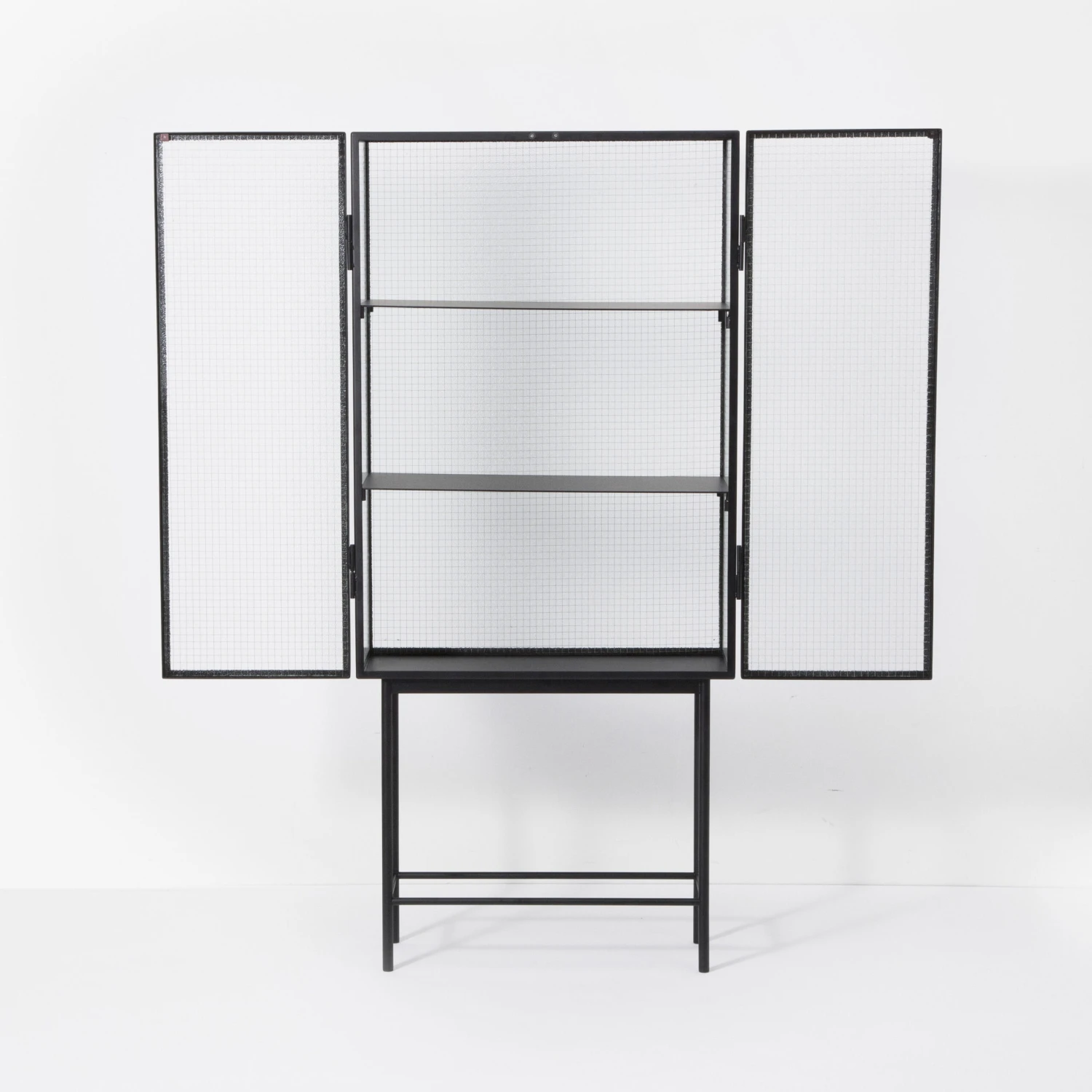 Ferm LIVING Haze Vitrinekast - Afbeelding 2