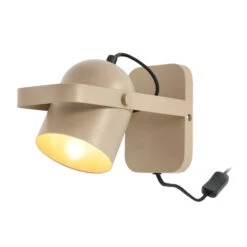 Nesvik Wandlamp